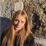 Offro lezioni private e aiuto compiti ai bambini delle elementari ai ragazzi delle medie e delle superiori.